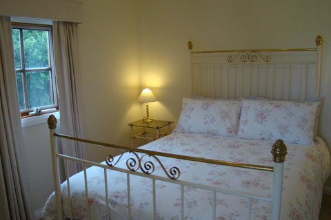 Buttons Cottage For Canyon & Rain Forest Walks With In House Dining - Accommodation Search 10