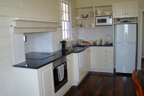 Buttons Cottage For Canyon & Rain Forest Walks With In House Dining - Accommodation Search 26