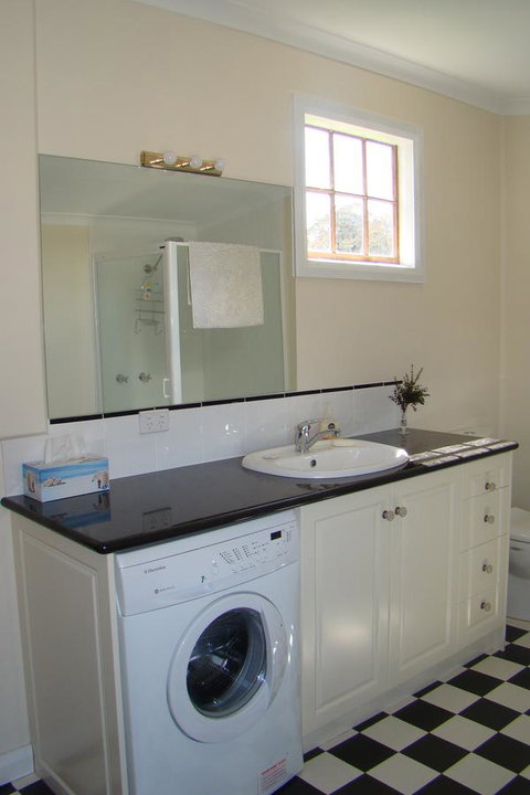 Buttons Cottage For Canyon & Rain Forest Walks With In House Dining - Accommodation Search 17
