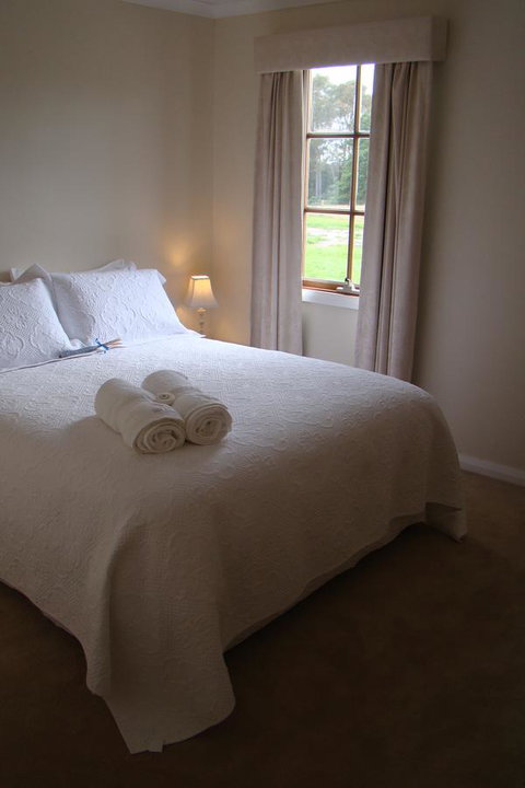 Buttons Cottage For Canyon & Rain Forest Walks With In House Dining - Accommodation Search 18