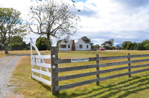 Buttons Cottage For Canyon & Rain Forest Walks With In House Dining - Accommodation Search 1