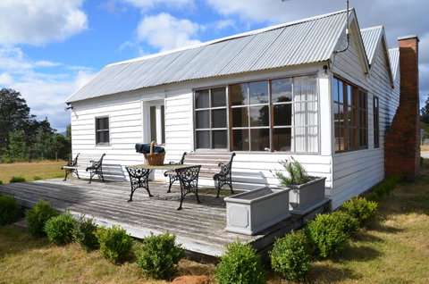 Buttons Cottage For Canyon & Rain Forest Walks With In House Dining - Accommodation Search 5