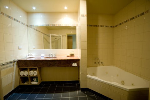 Strahan Village - Accommodation Search 34