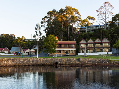 Strahan Village - Accommodation Search 36