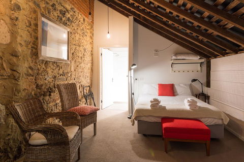 Ratho Farm - Accommodation Search 7