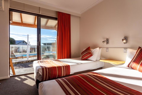 Beachfront Bicheno - Accommodation Search 25