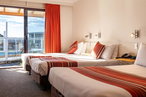 Beachfront Bicheno - Accommodation Search 2