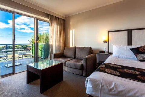 Beachfront Bicheno - Accommodation Search 17