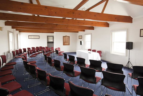 Edgewater Hotel - Accommodation Search 35