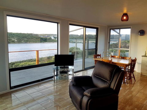 Ocean View Cottage - Accommodation Search 11