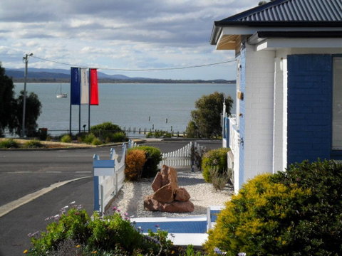 Freycinet Waters - Accommodation Search 26