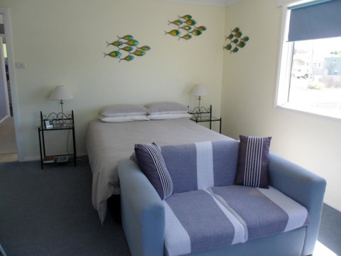 Freycinet Waters - Accommodation Search 44