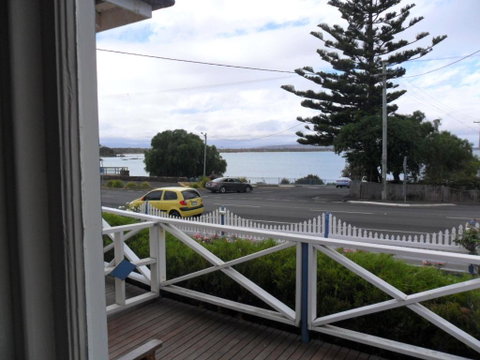 Freycinet Waters - Accommodation Search 12