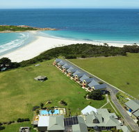 Diamond Island Resort  Bicheno Penguin Show - Accommodation Search
