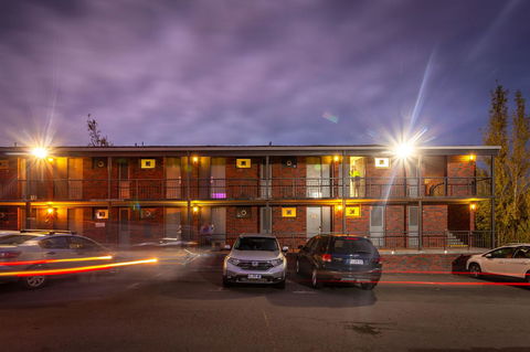 Mornington Inn - Accommodation Search 8