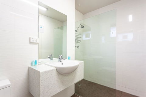Mornington Inn - Accommodation Search 5