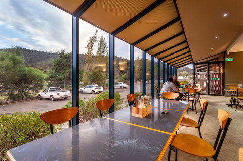 Mornington Inn - Accommodation Search 14