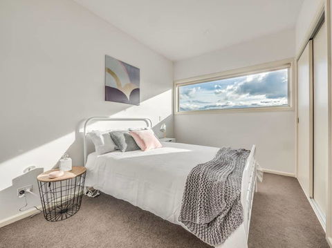 Marina View Apartment - Accommodation Search 3