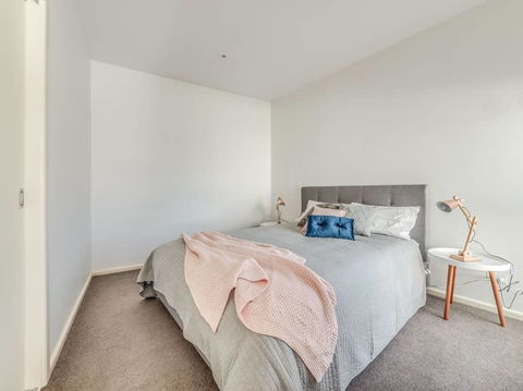 Marina View Apartment - Accommodation Search 17