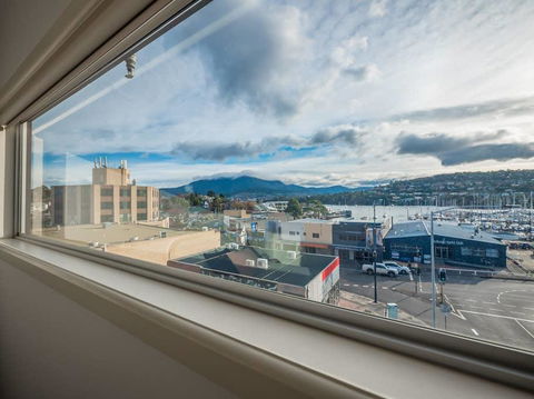 Marina View Apartment - Accommodation Search 13