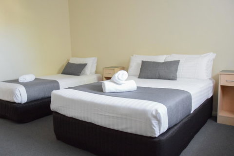 Beachway Motel - Accommodation Search 29