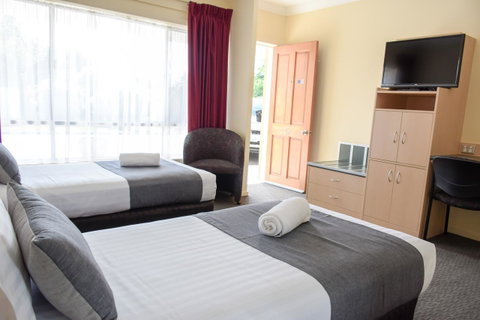 Beachway Motel - Accommodation Search 37
