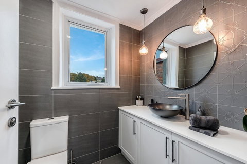 City Retreat Hobart - Accommodation Search 7