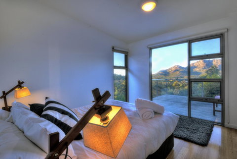 The Loft - Accommodation Search 10
