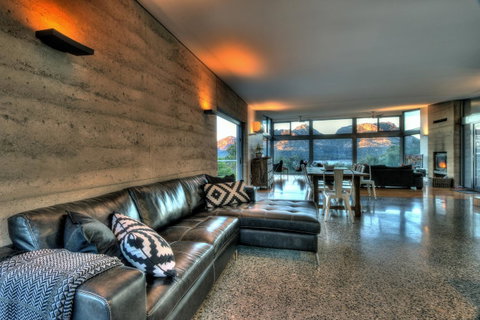 The Loft - Accommodation Search 5