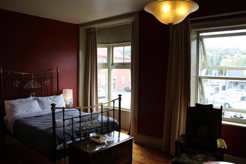 The Tasmanian Inn - Accommodation Search 29