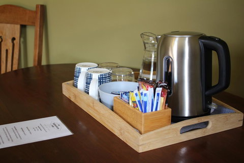 The Tasmanian Inn - Accommodation Search 18