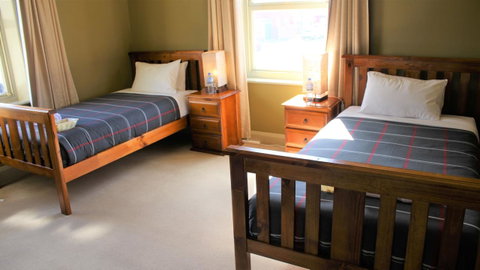 The Tasmanian Inn - Accommodation Search 15