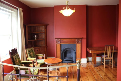 The Tasmanian Inn - Accommodation Search 30