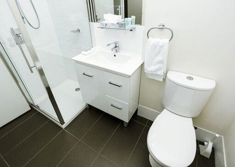 Shoreline Hotel - Accommodation Search 33