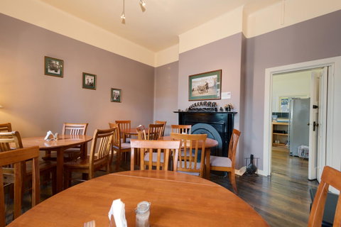 Edinburgh Gallery Bed & Breakfast - Accommodation Search 6