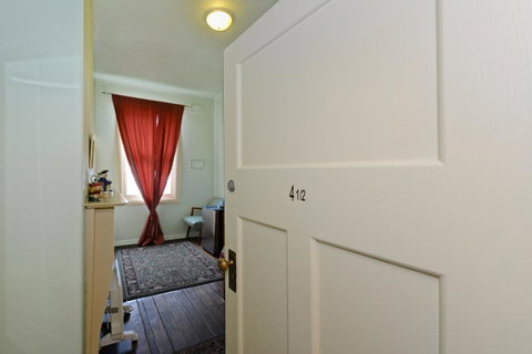 Edinburgh Gallery Bed & Breakfast - Accommodation Search 26