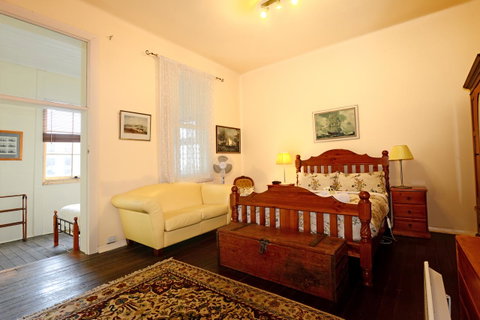 Edinburgh Gallery Bed & Breakfast - Accommodation Search 34