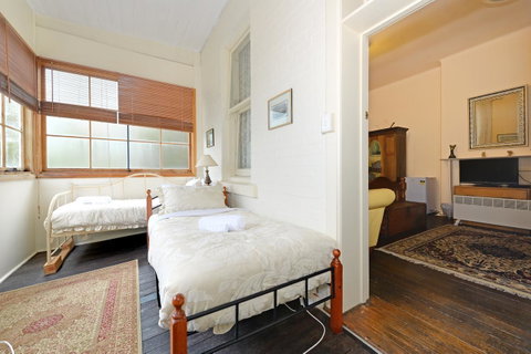 Edinburgh Gallery Bed & Breakfast - Accommodation Search 39