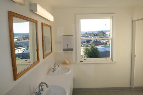 Arthouse Hostel - Accommodation Search 12