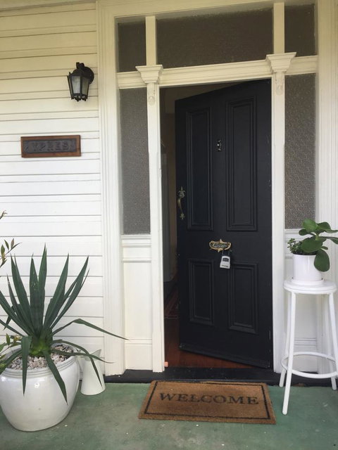 Elizaâ€™s Lovely Home - Accommodation Search 11