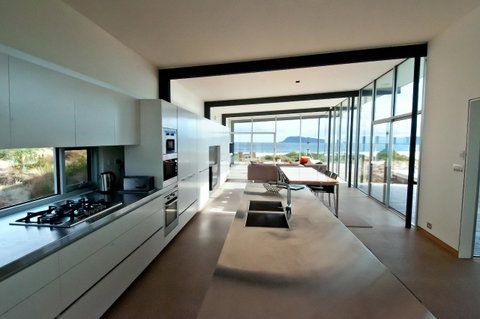 Cloudy Bay Beach House - Accommodation Search 31