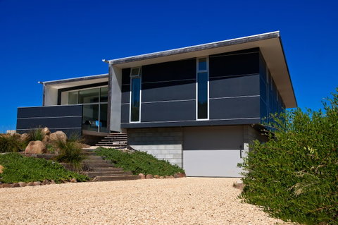 Cloudy Bay Beach House - Accommodation Search 2