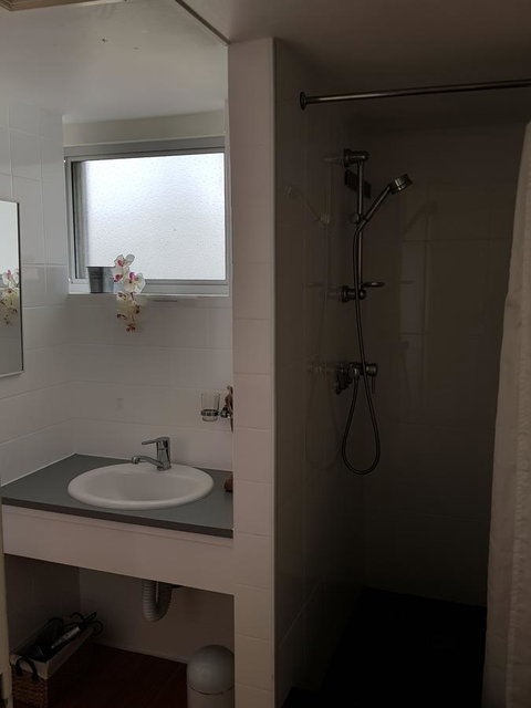 Beach Hut Scamander - Accommodation Search 11
