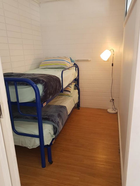 Beach Hut Scamander - Accommodation Search 6
