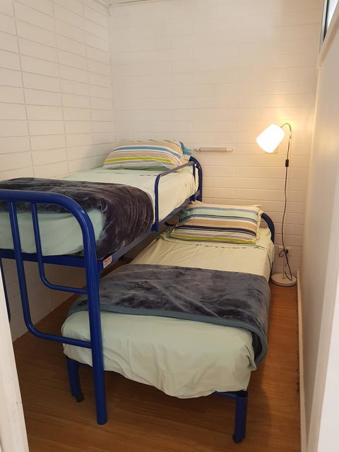 Beach Hut Scamander - Accommodation Search 7