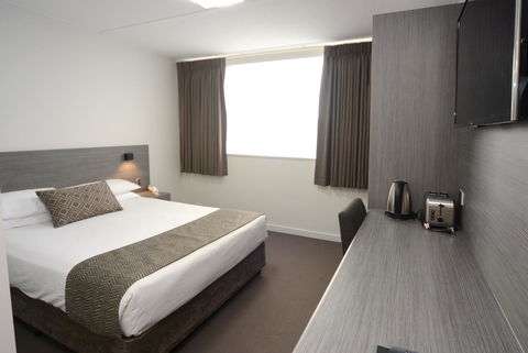 Bridge Hotel - Accommodation Search 10