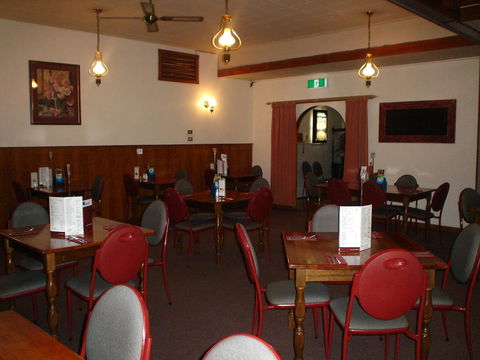 Bridge Hotel - Accommodation Search 20