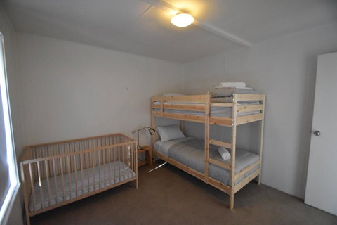 Waders - Accommodation Search 9