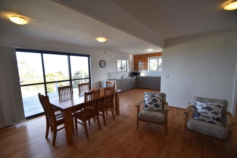 Waders - Accommodation Search 6