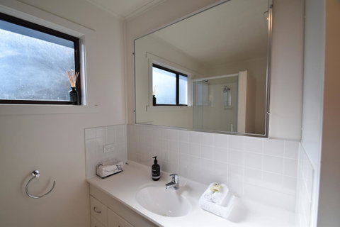 Waders - Accommodation Search 14